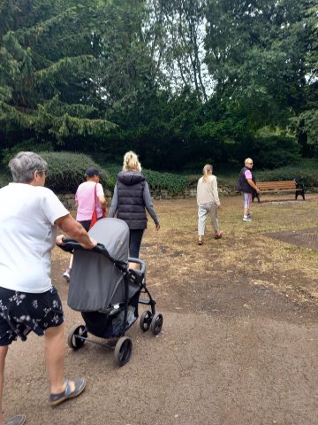 Hexthorpe Park Walk and Social Meet (Club Doncaster Foundation Rovers Connects programme)